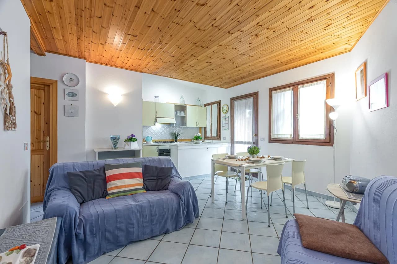 Charming Shared Pool Apartment in Sottomonte, photo 4