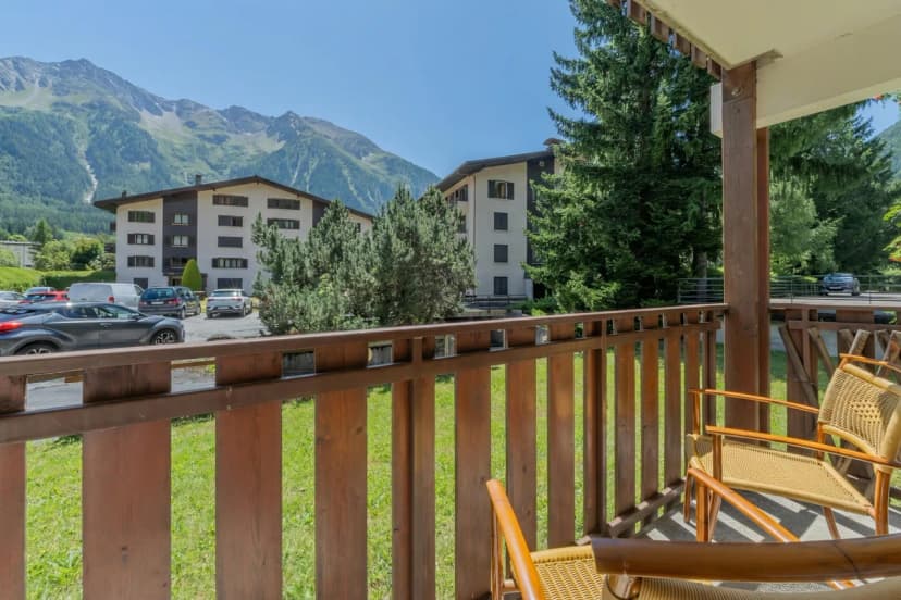 Apt Des Lacs Near Lac des Gaillands Balcony & Views