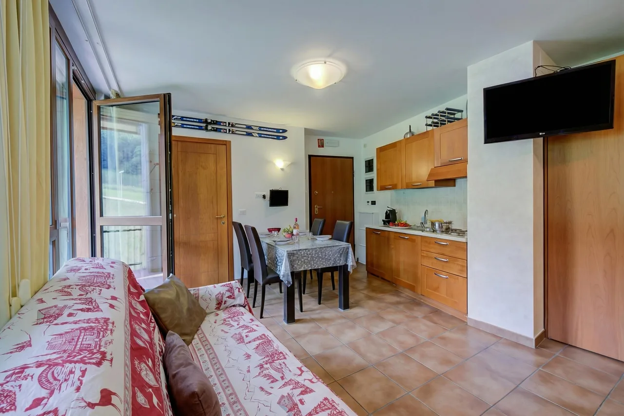 La Marmotta Ski in/ski out - Studio with Terrace photo 4