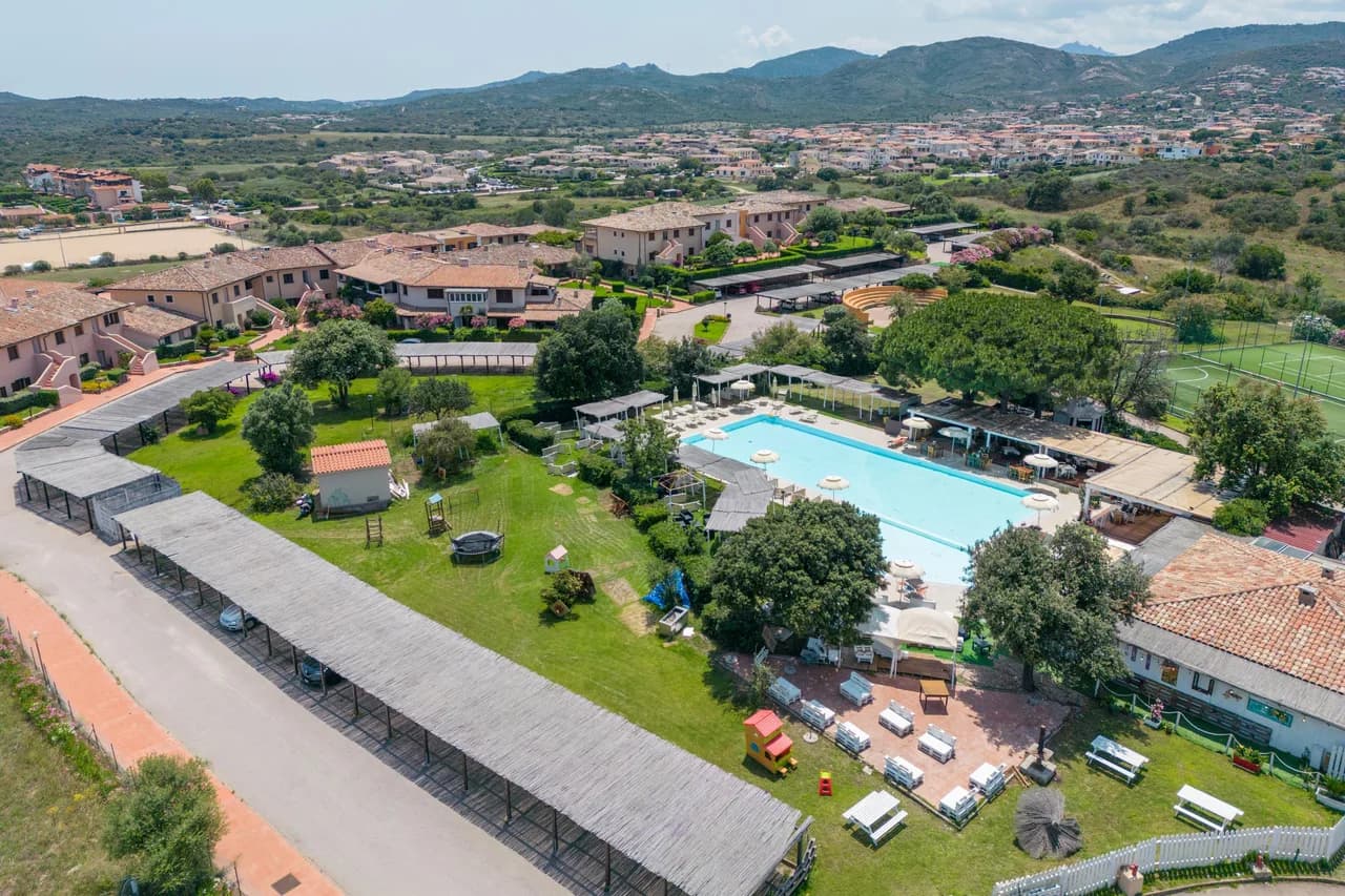Coastal Apartment Near Beach in Porto San Paolo photo 2