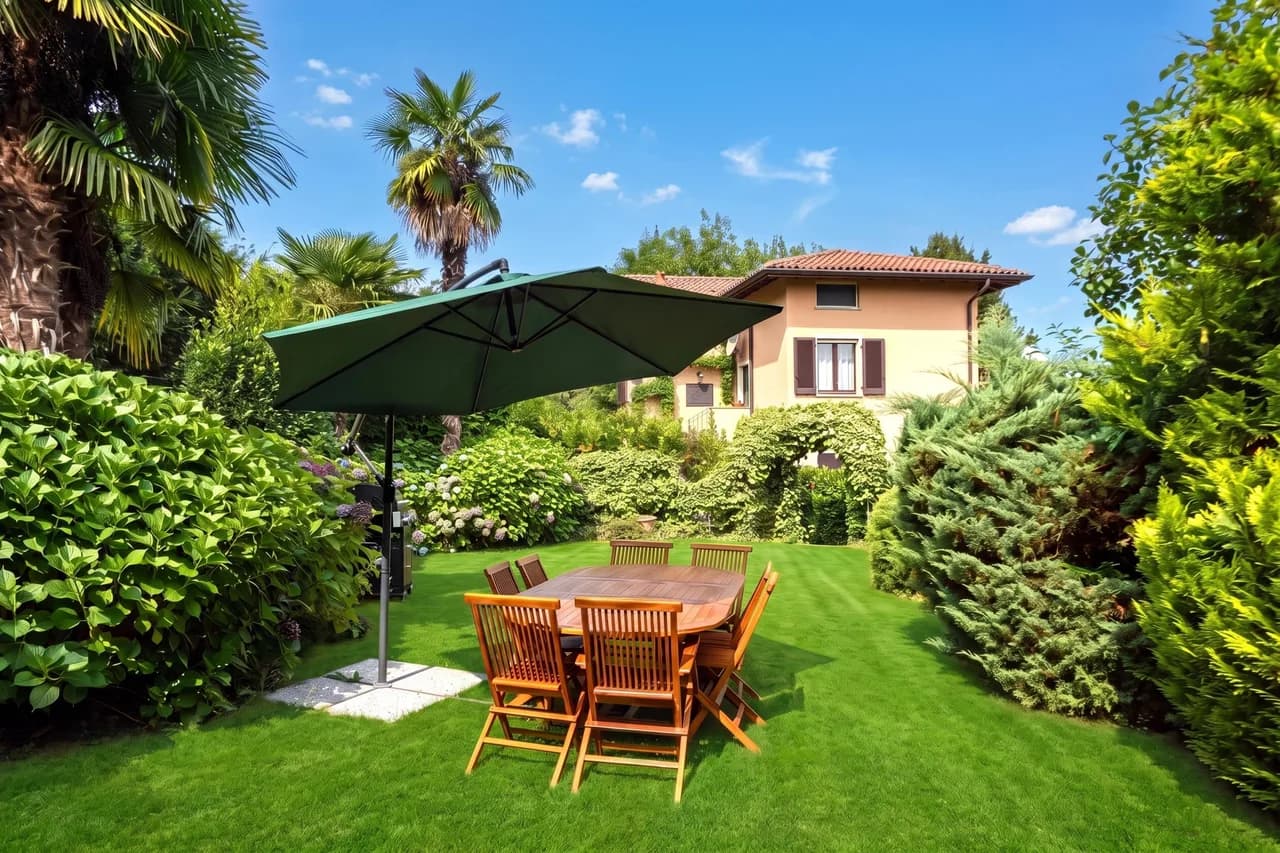 Terrace Townhome in Stresa, Piedmont, Italy, foto 3