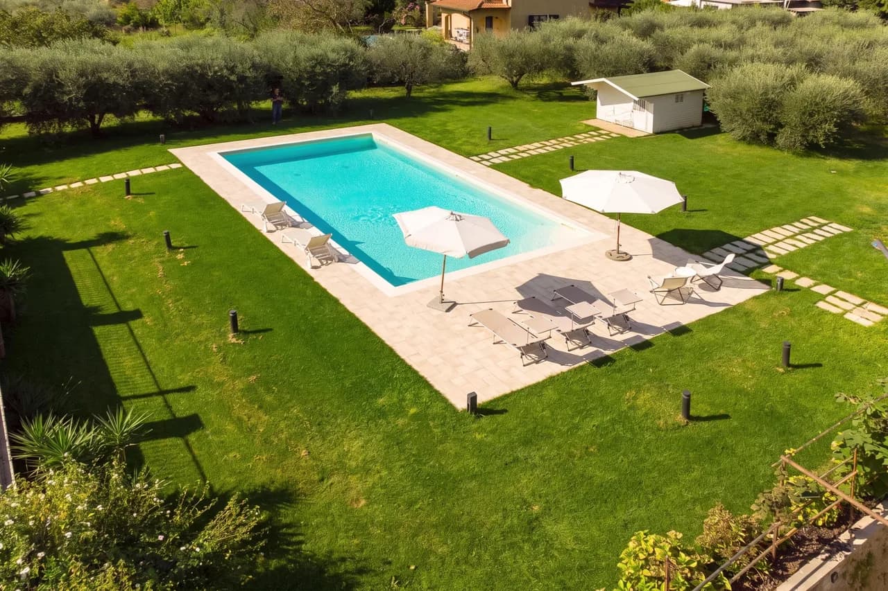 Charming Vacation Home in Camaiore Tuscany Italy photo 3