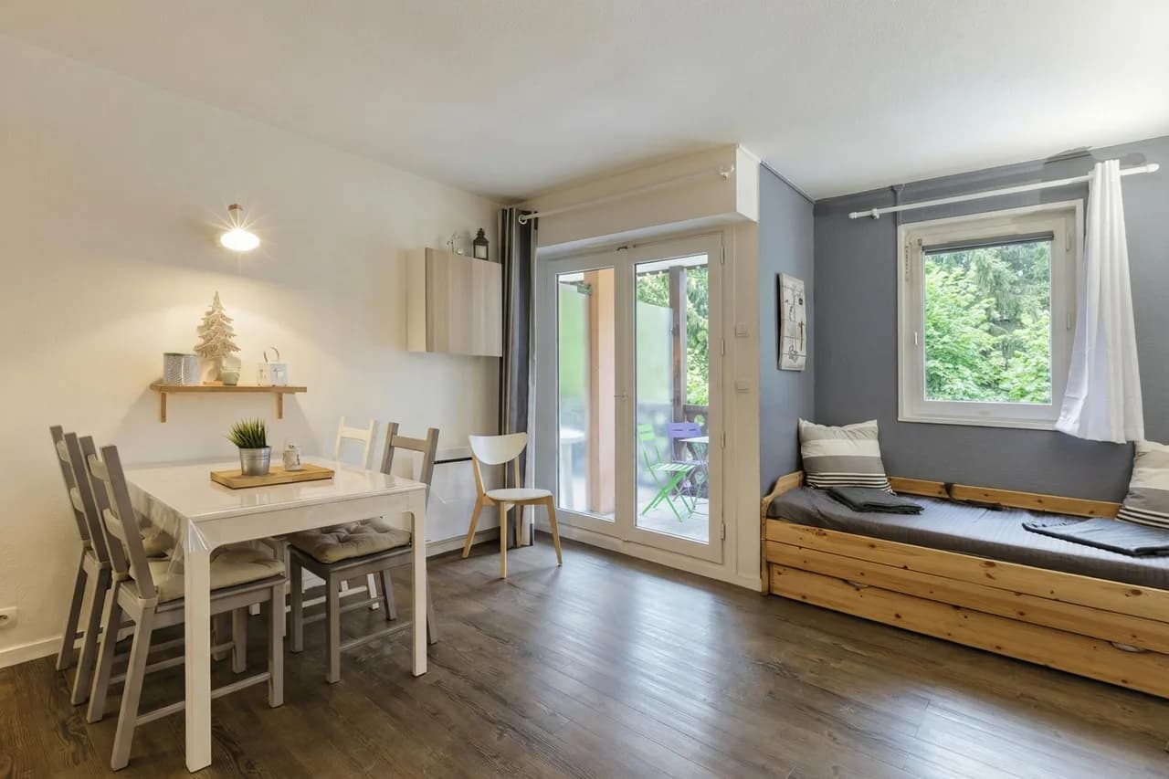 Cham Sud Rivière210 Modern Studio + Bunks (Sleeps 4) photo 2