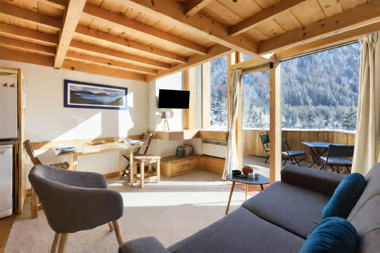 Grand Roc C413 280m from Slopes, Mont-Blanc View & Parking, foto 2