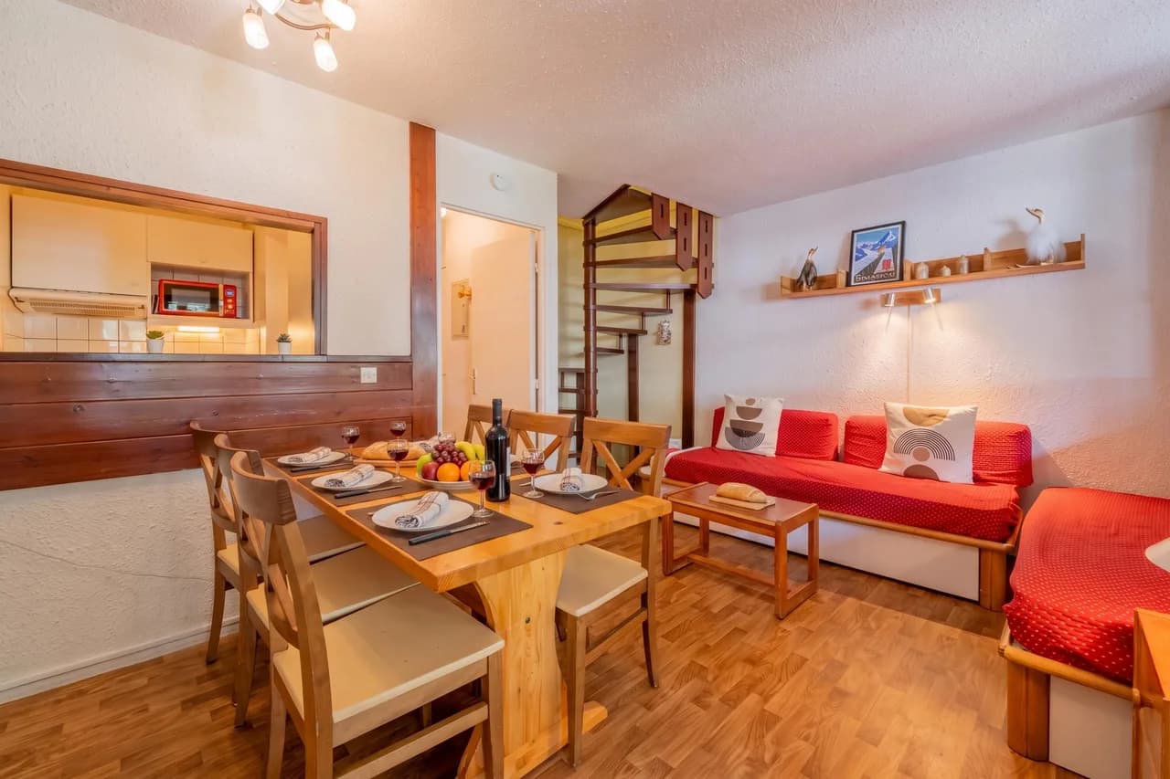 Cham Sud Jonquilles328 Family-Friendly 3BR with Balcony & Views photo 3