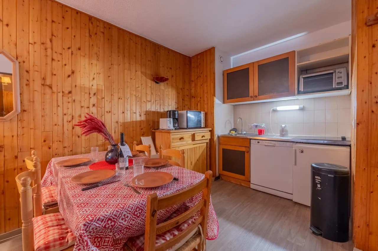 Cham Sud Triolet A106 Family 2BR w/ Bunk Bed - Walk to Aiguille du Midi photo 3