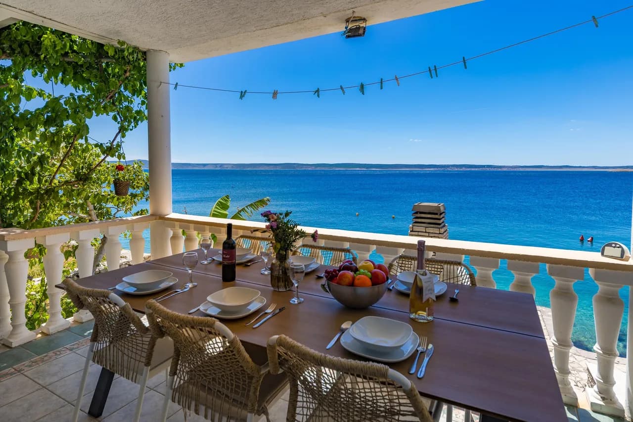 Beachfront Vacation Home in Tribanj, foto 2
