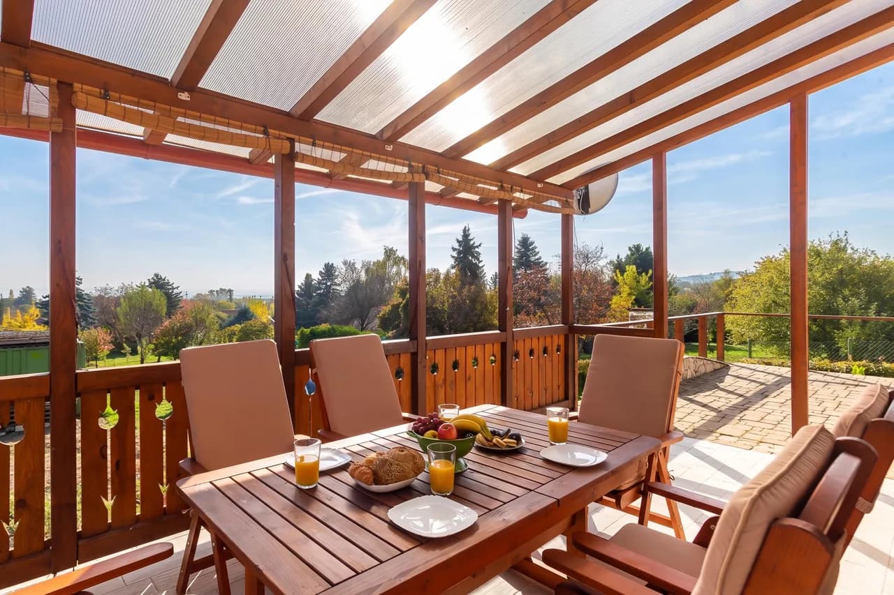 Balaton View From Almadi with Terrace & Garden photo 4