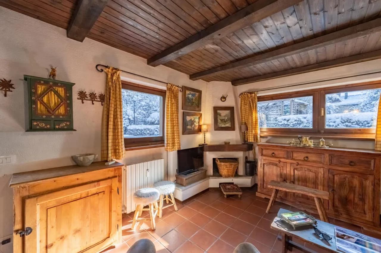 Lovely Apartment In Courmayeur photo 4