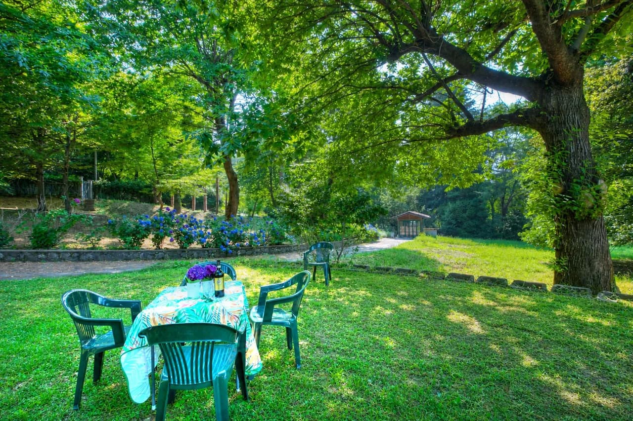 Charming Villa Near Beach in Italian Lakes, foto 3