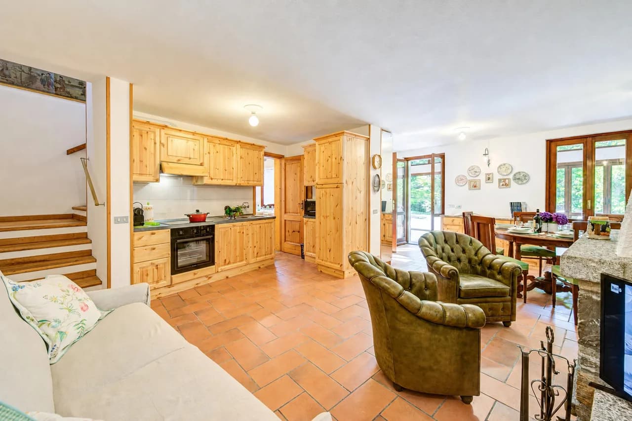 Charming Villa Near Beach in Italian Lakes, foto 5