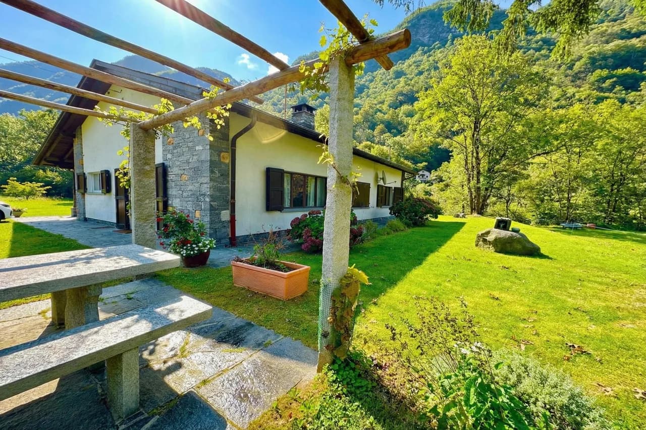 Casa Mima 1 Gerra Verzasca for 6 photo 2