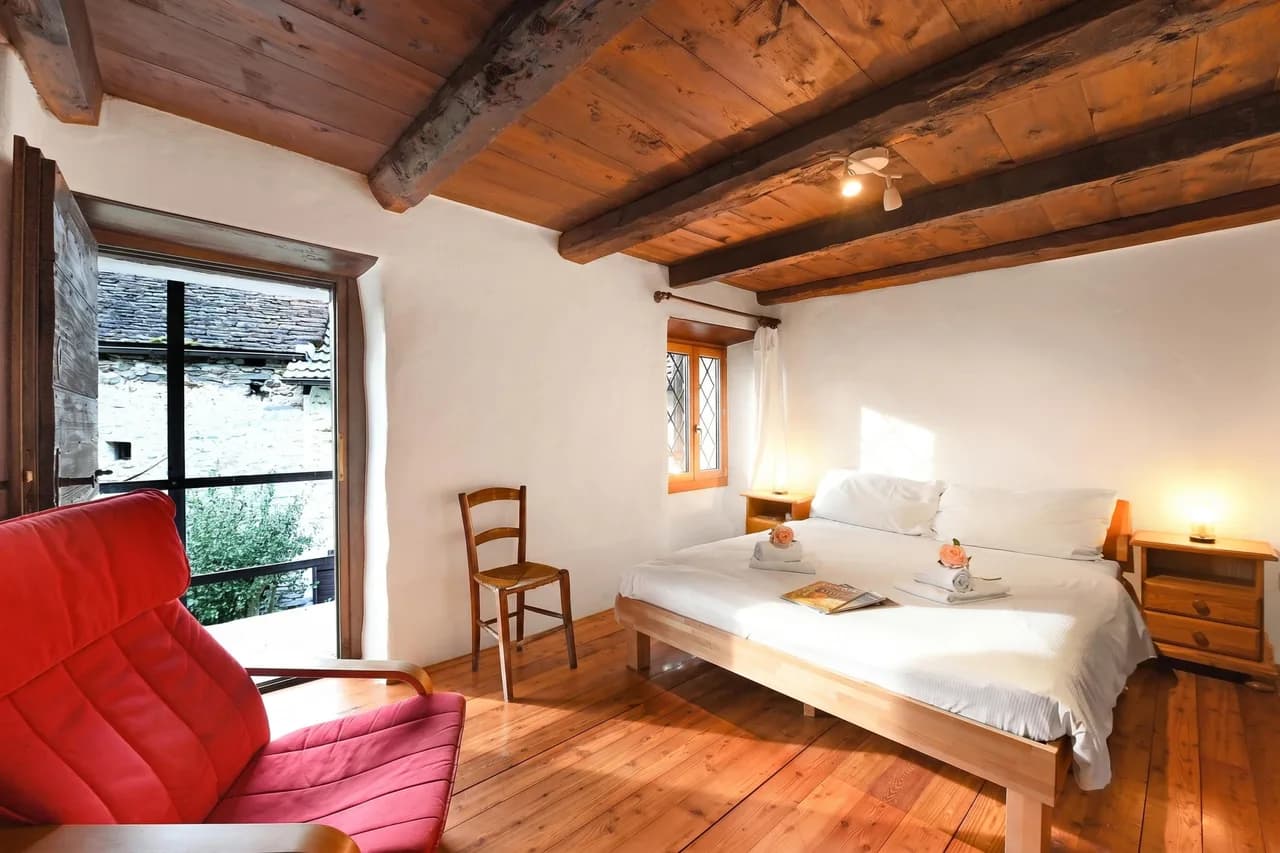 Rustico al platano 1 in Val Verzasca für 4, Foto 5