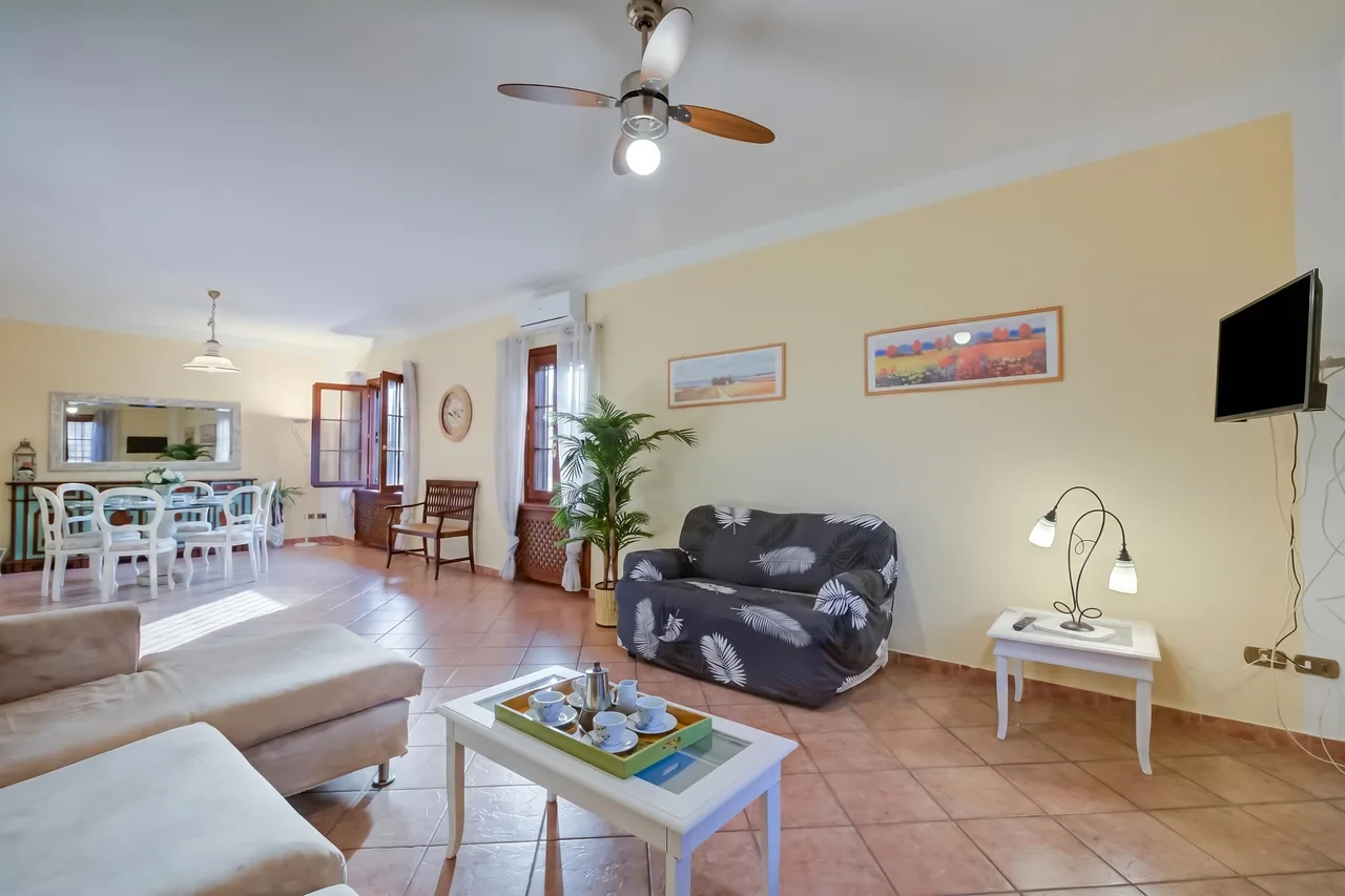 Villa Oasi con Piscina Privada BBQ y Jardín cerca de Sirmione, foto 4