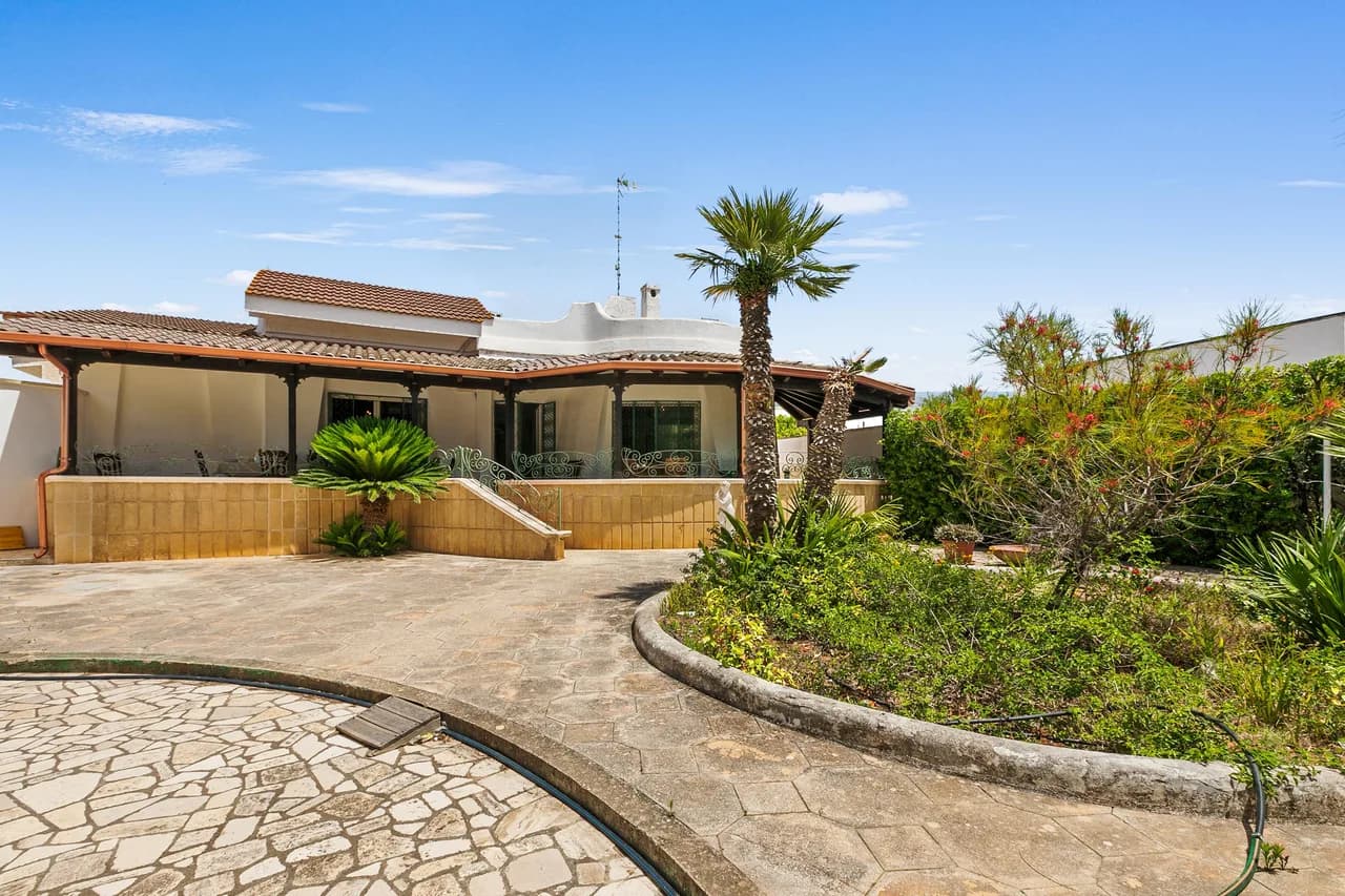 Villa Isidoro - Meerblick und Garten, 50m zum Strand, Foto 5