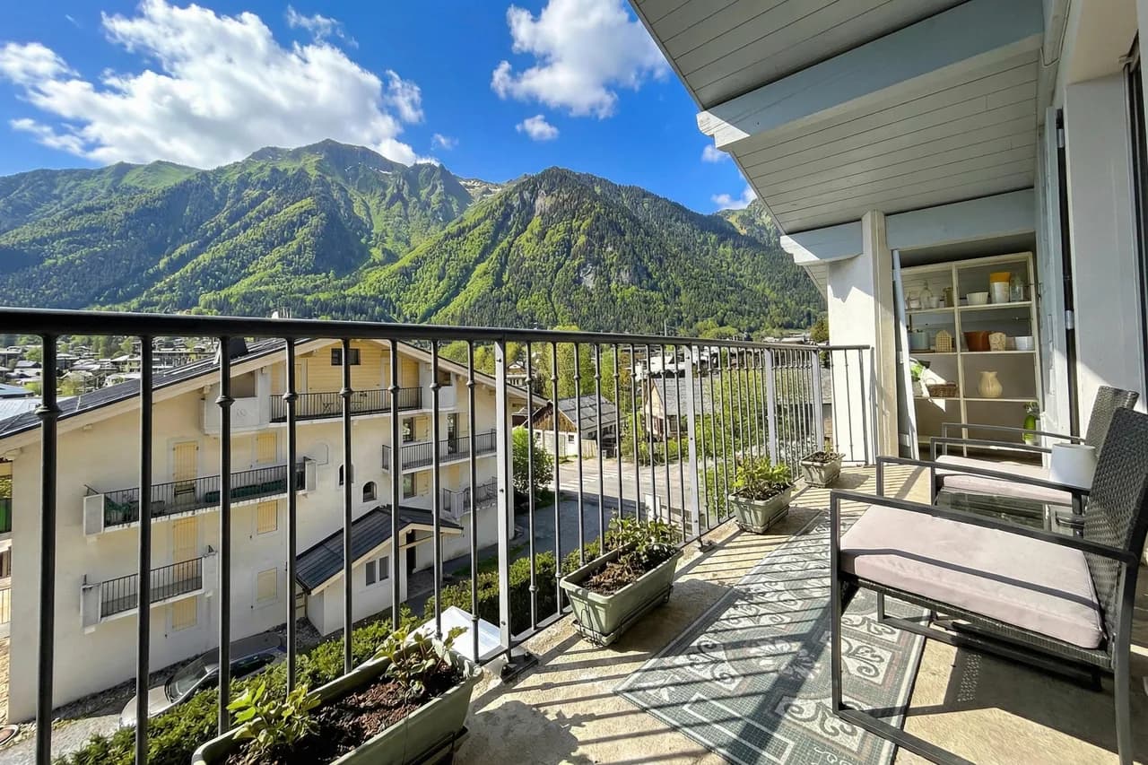 Chamonix Central Ski & panoramic view photo 2
