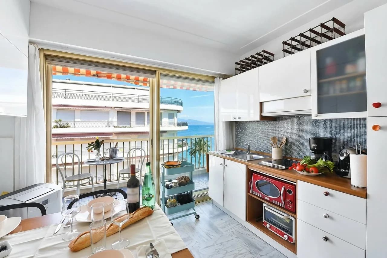 Residence Cap 35 with Sea View Balcony photo 3