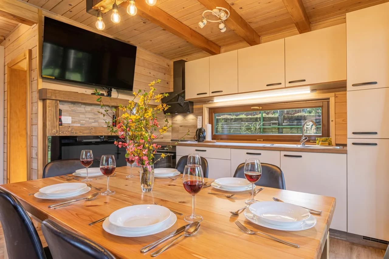 Woodland Retreat Chalet in Bloke, photo 5