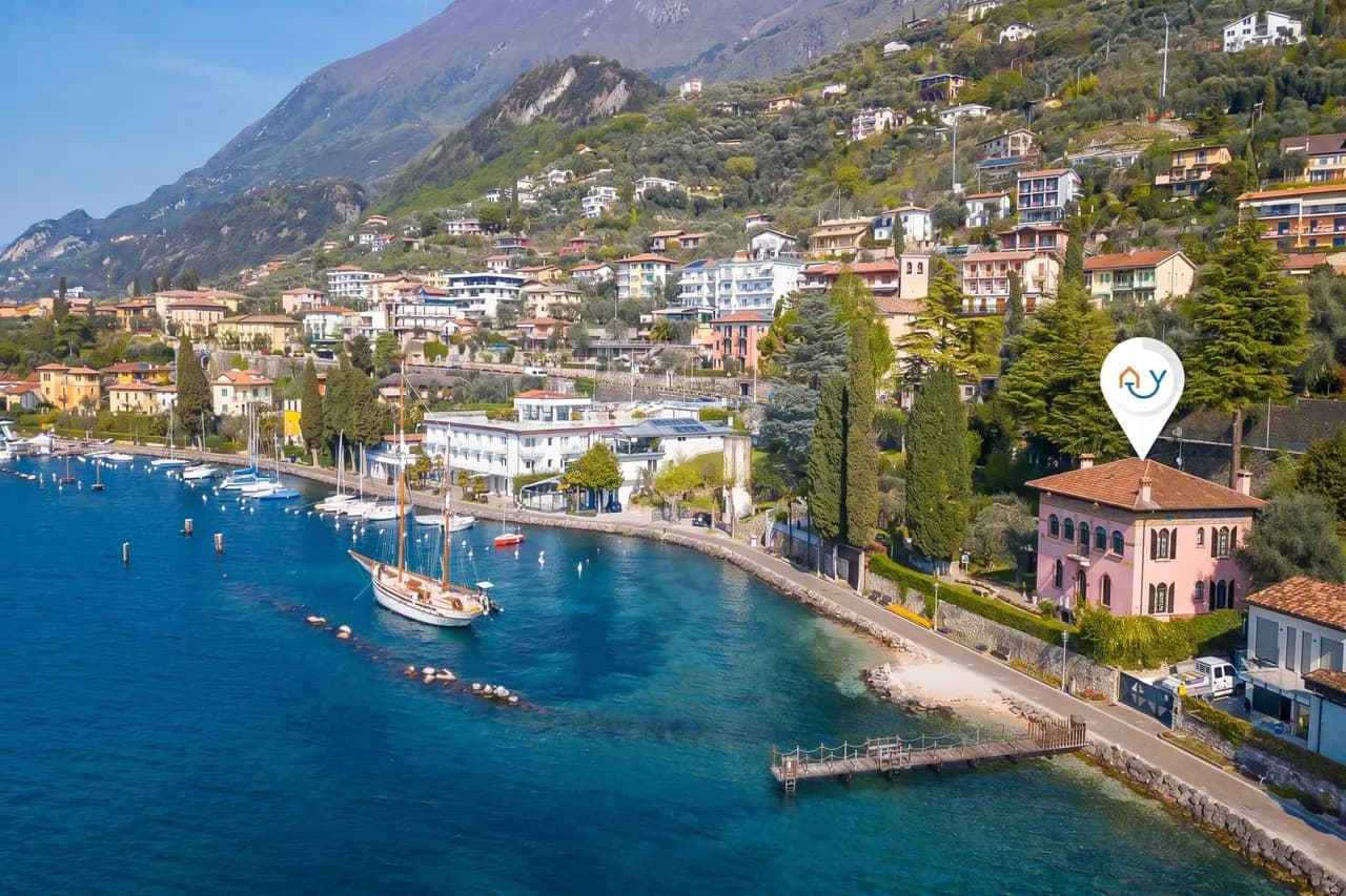 Lakefront Villa with Private Pool in Malcesine, Foto 3