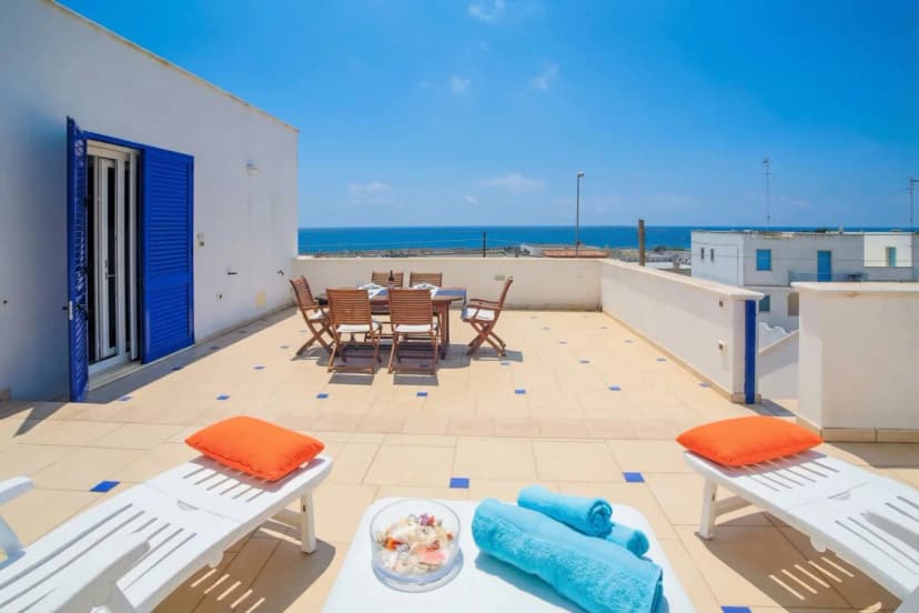 Penthouse Azzurra Sea View Near Beach