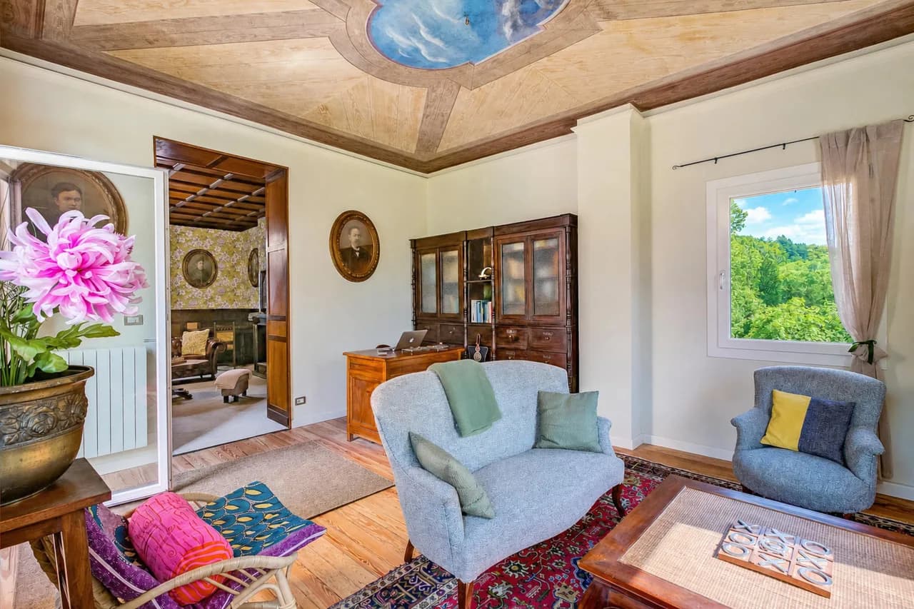 Restored Historic Villa with Private Garden in Brovello Carpugnino, foto 4