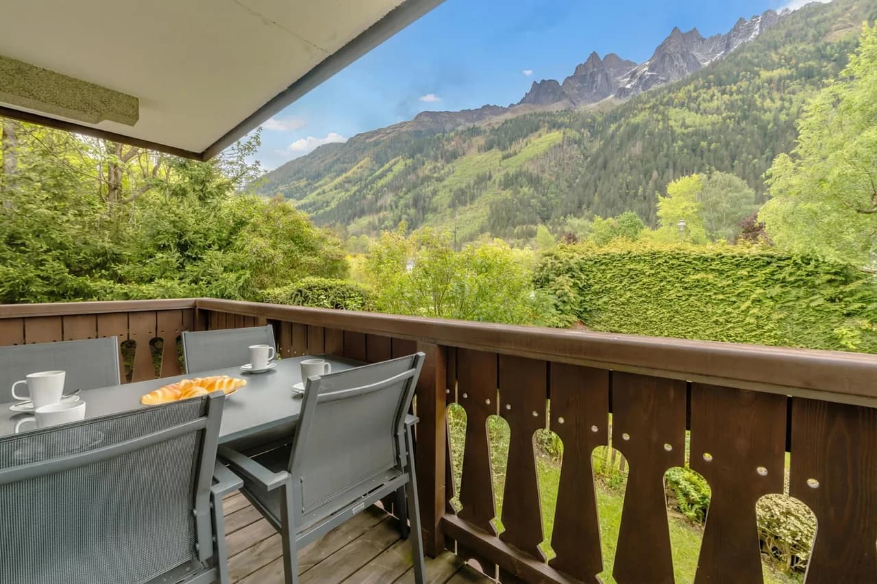 Le Parc du Mont Blanc in Chamonix | Balkon & Bergblick
