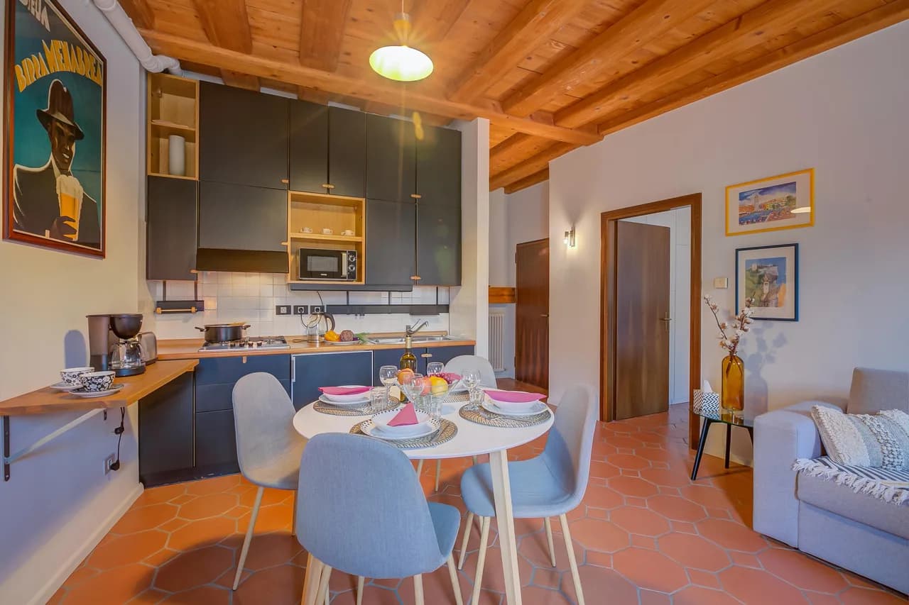 Casa Francesca - Oldtown Apt in Riva del Garda, foto 4