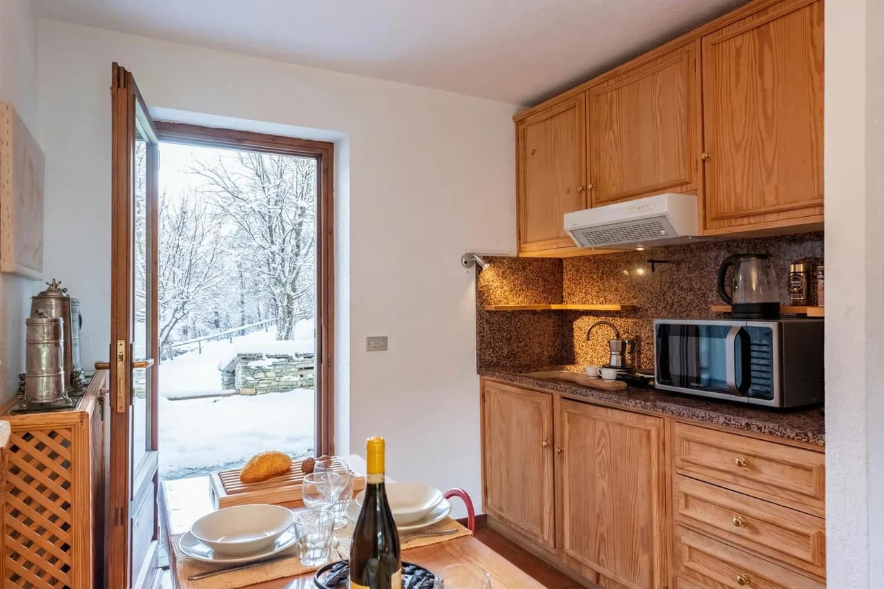 Charming Apart with Garden in Courmayeur photo 3