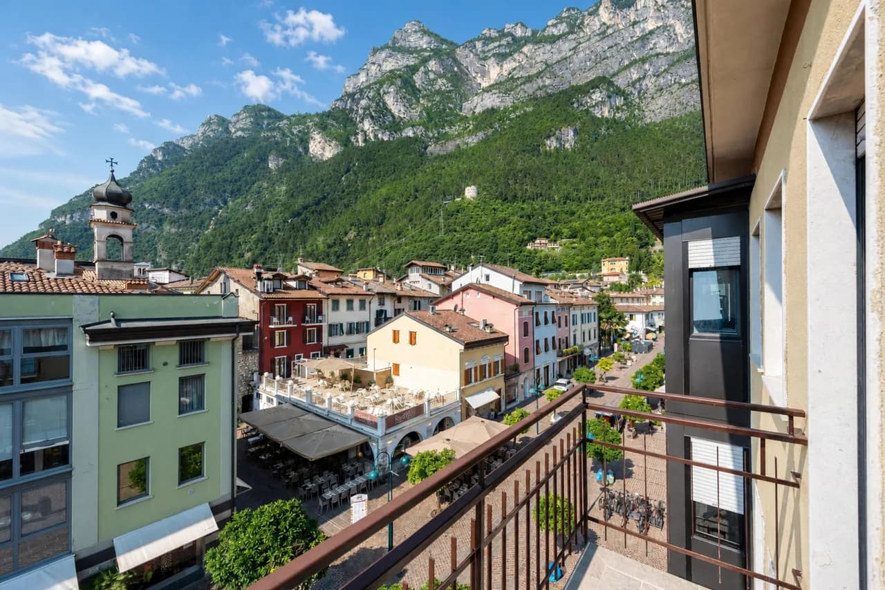 Balcony View Apartment in Riva del Garda, Foto 2