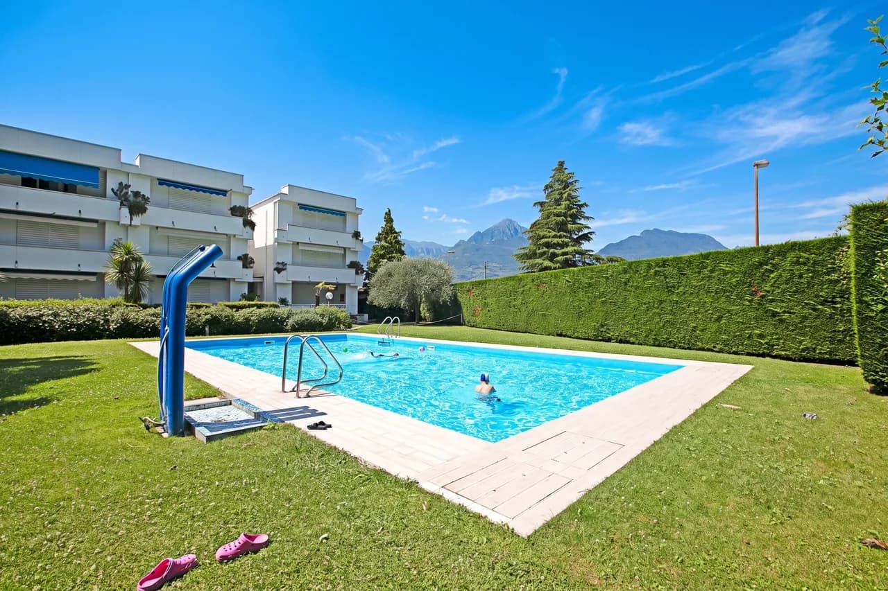Jardín y Surf por Rossana - Apartamento con Piscina y Jardín, foto 2