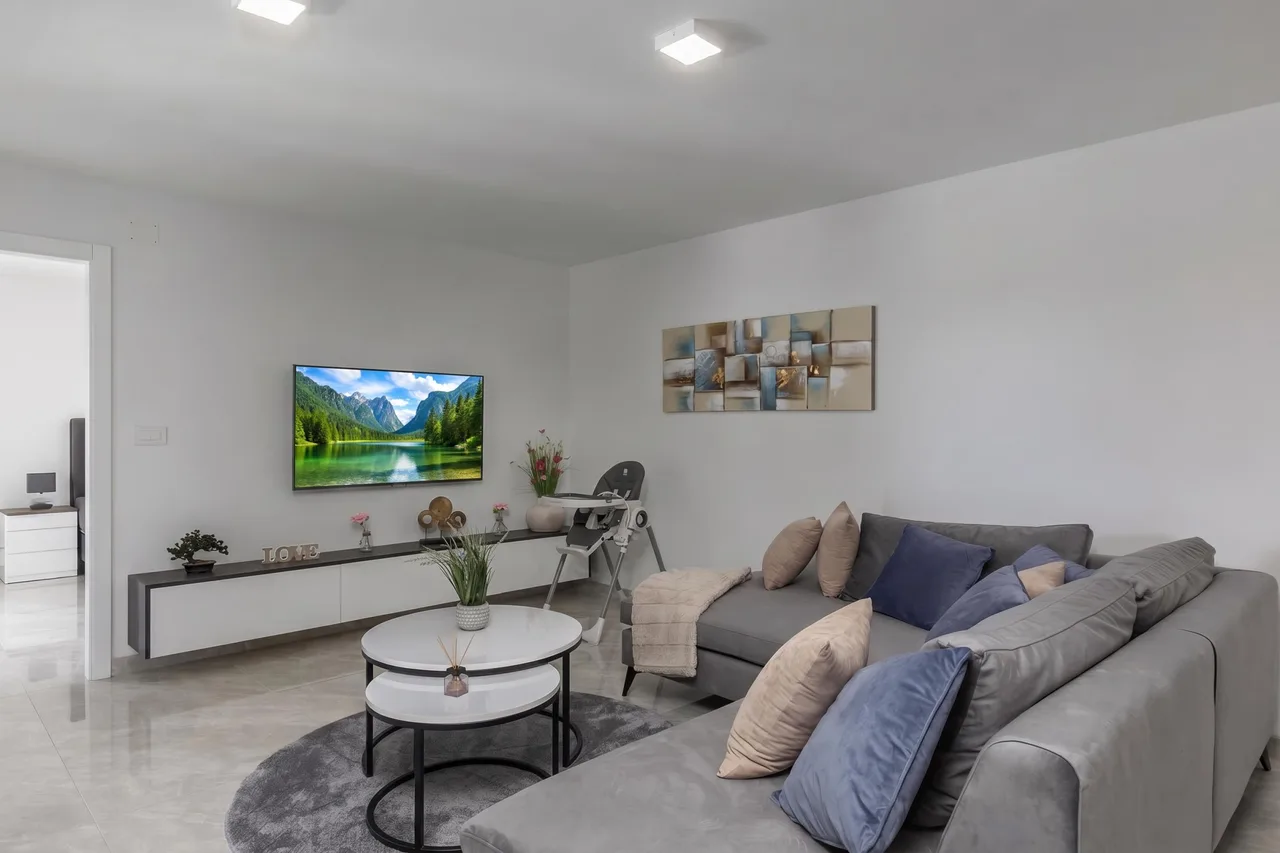 Spacious Pool Apartment Crikvenica photo 3