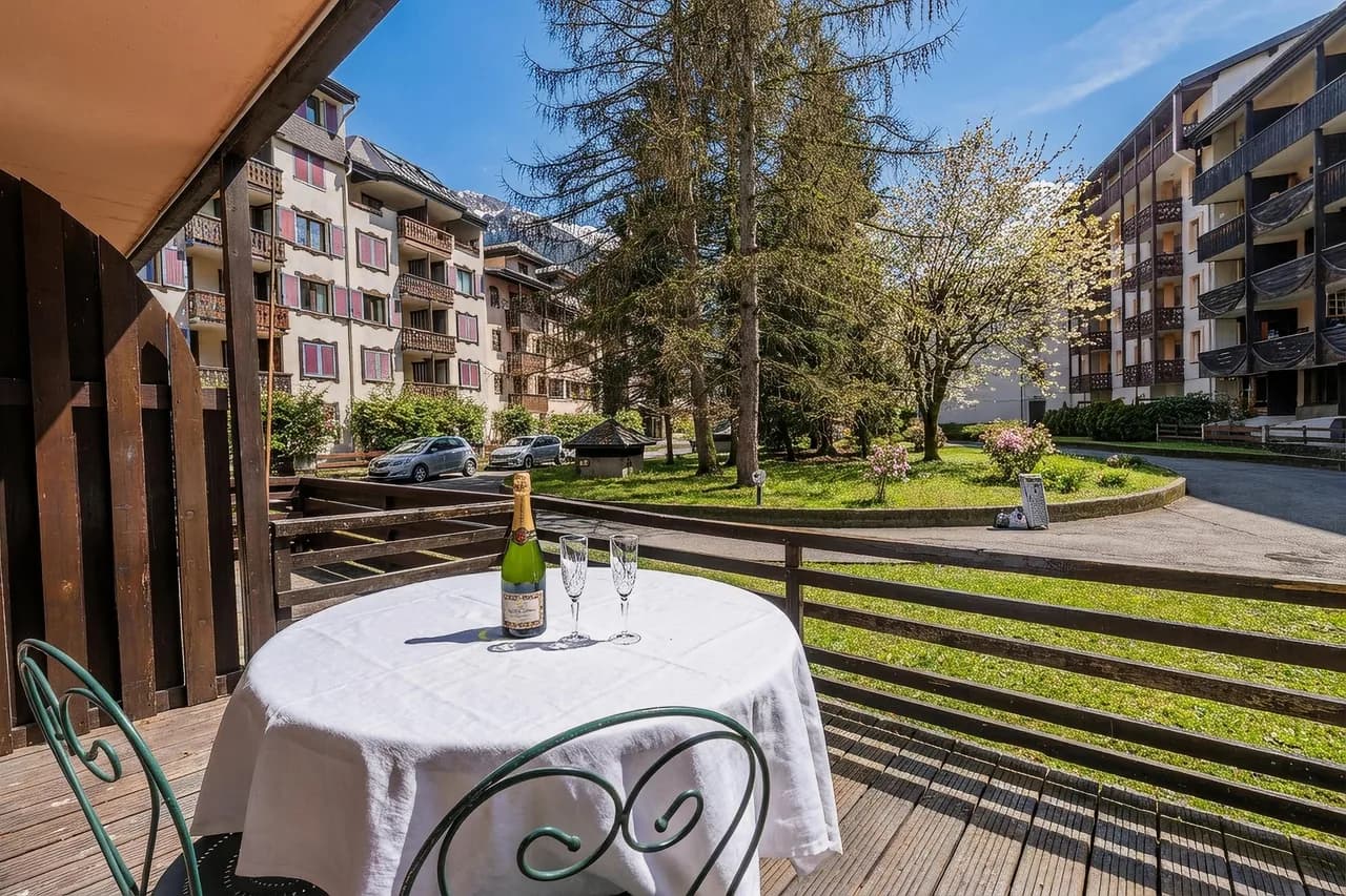 Cham Sud Jonquilles001 w/ Private Terrace Walk to Aiguille du Midi photo 2