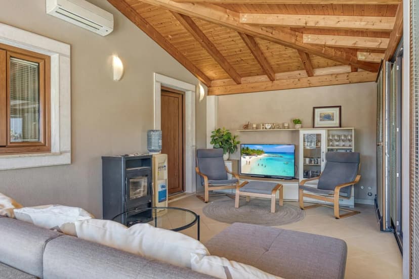 2BR Apt Jakara 4 - Terrace & BBQ