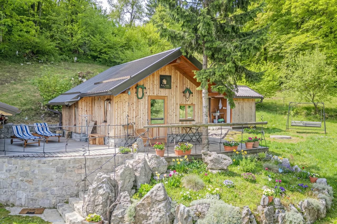 Wooden Chalet Retreat in Kal nad Kanalom