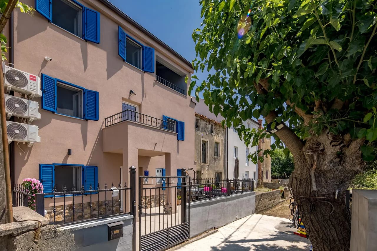 Harmony House Vito With Lovely Terrace photo 2