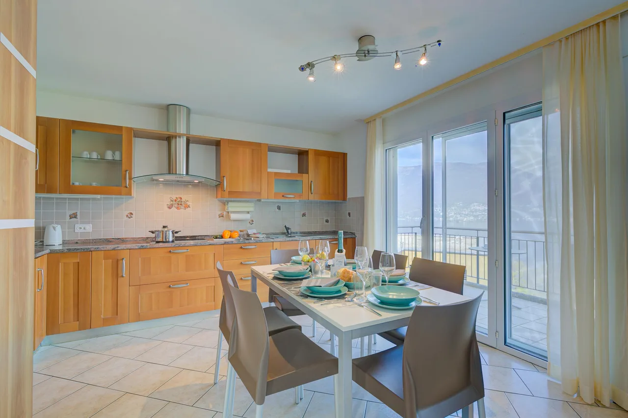 Casa Zaira 1 2BR in Caviano Gambarogno photo 3