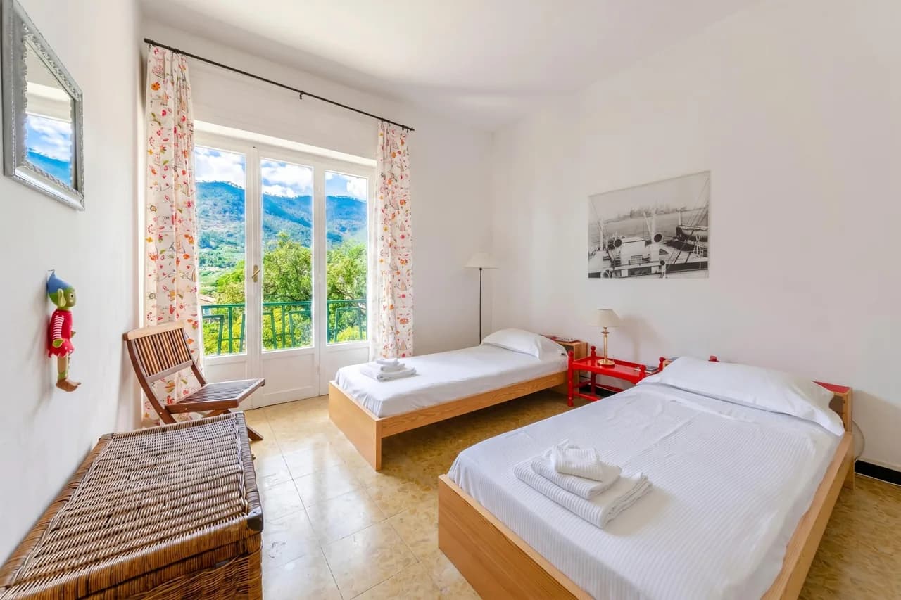 Cozy Seaside Apartment in Monterosso, Liguria, Italy photo 4