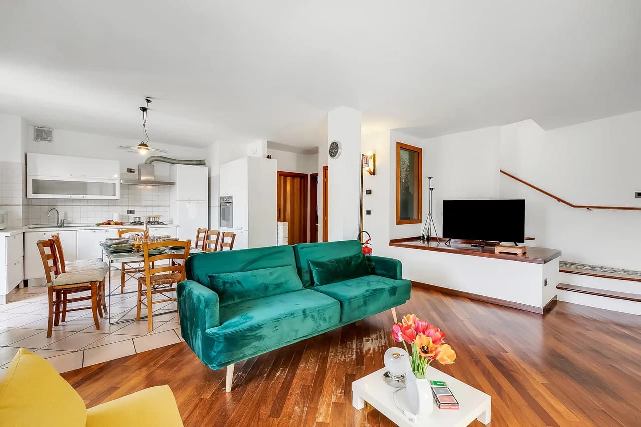 Modern Apartment with Mountain Views in Arco, Foto 2