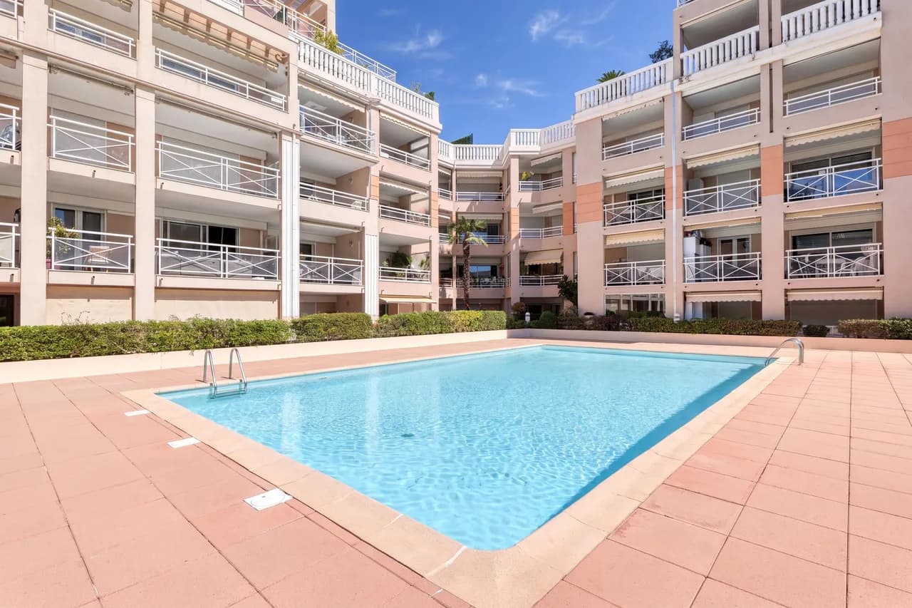 Apt sea view with swimming pool photo 2