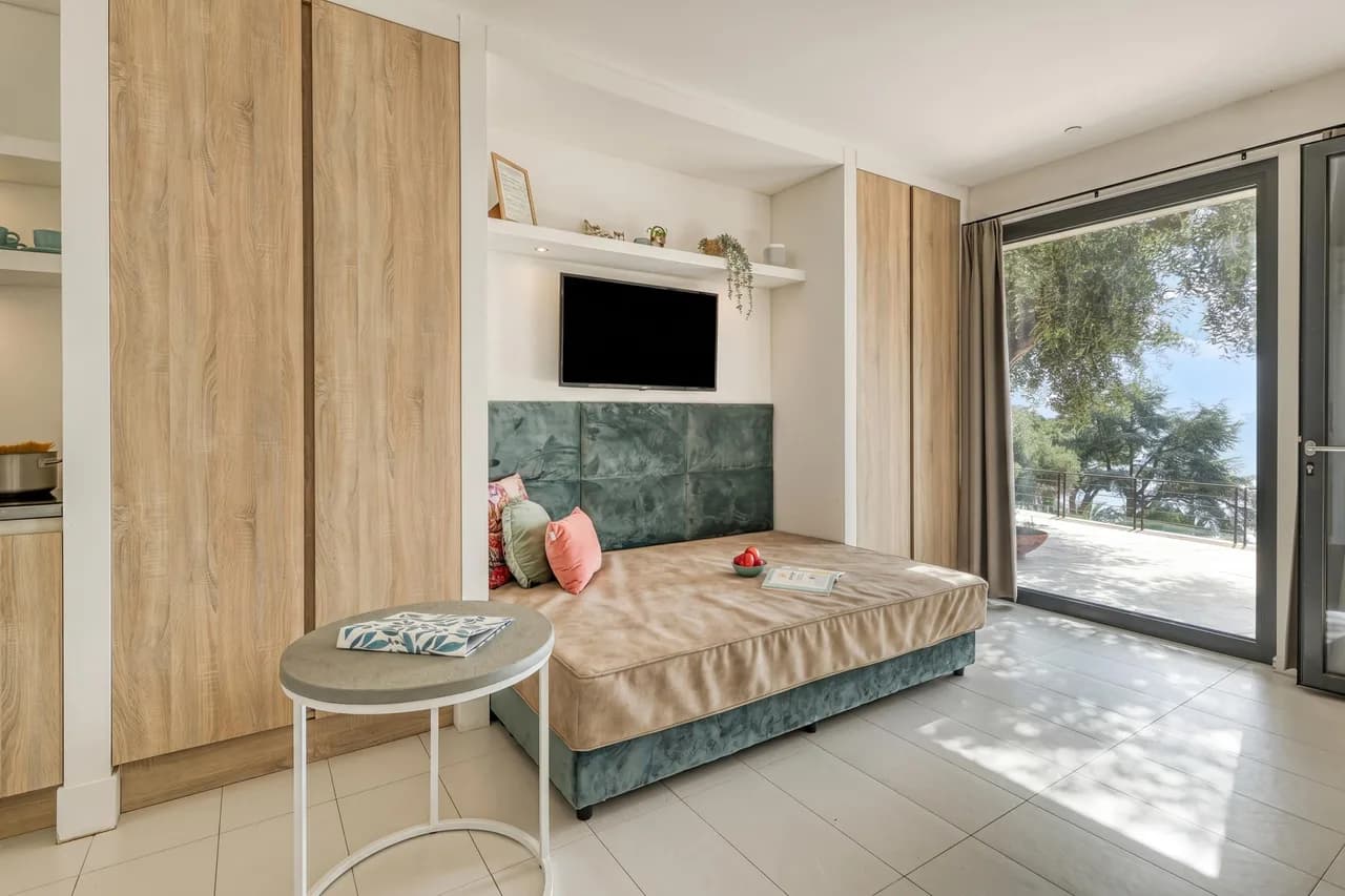 Modern Coastal Vacation Home in Ventimiglia, photo 3