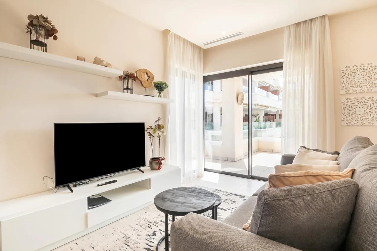 Modern Apartment Steps From Beach in La Cala de Mijas, Foto 5