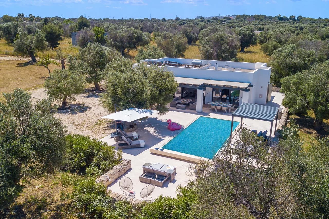 Villa Tartaruga Luxury With Pool photo 3