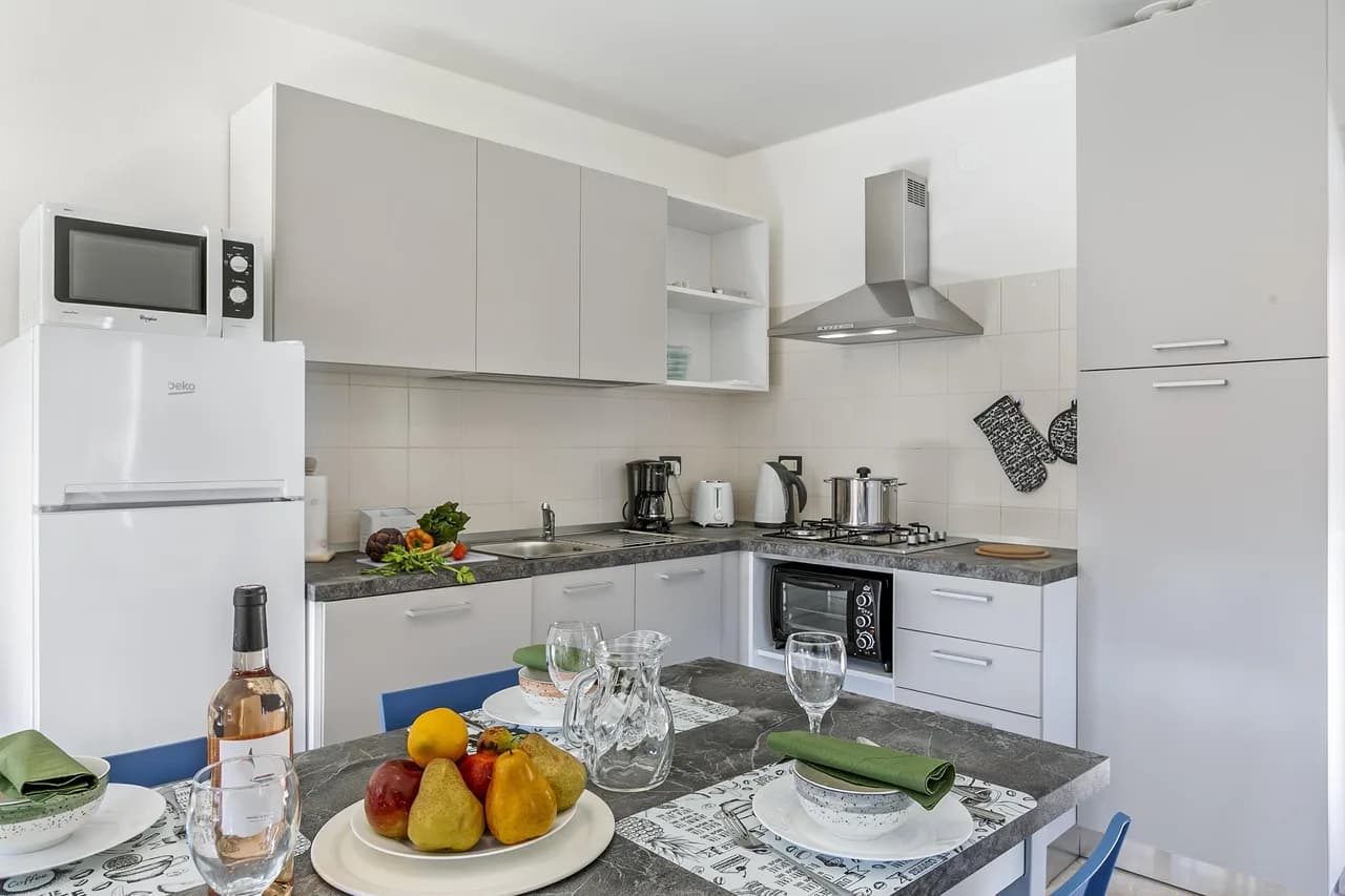 Nel Cuore Di Baveno Apartment, 50m from Lake photo 5