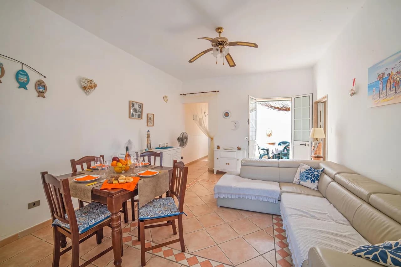 Apartamento Rusciu Te Lu Mare con Terraza y Jardín, foto 5