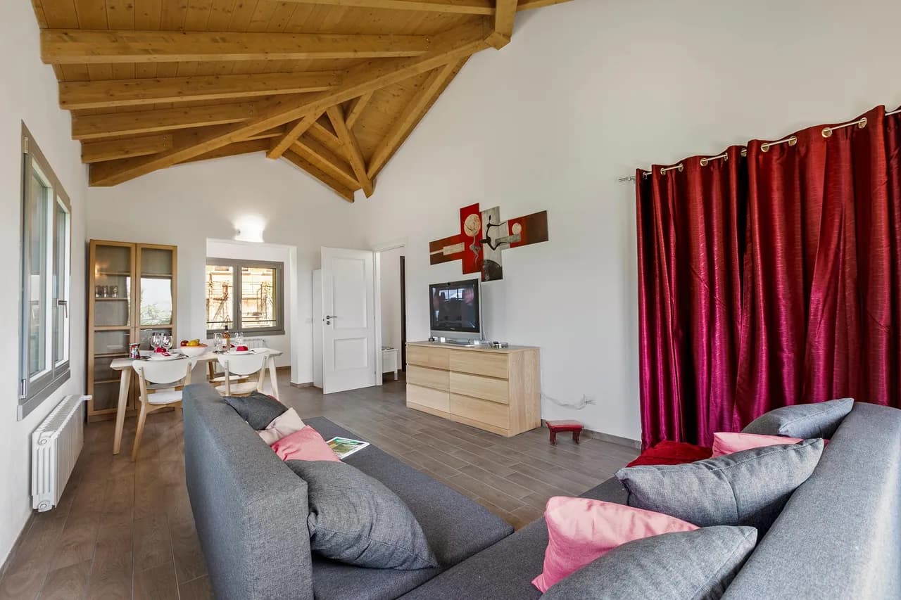 Appartement Viola Retraite au Lac Majeur avec Jardin Privé & Parking, photo 2