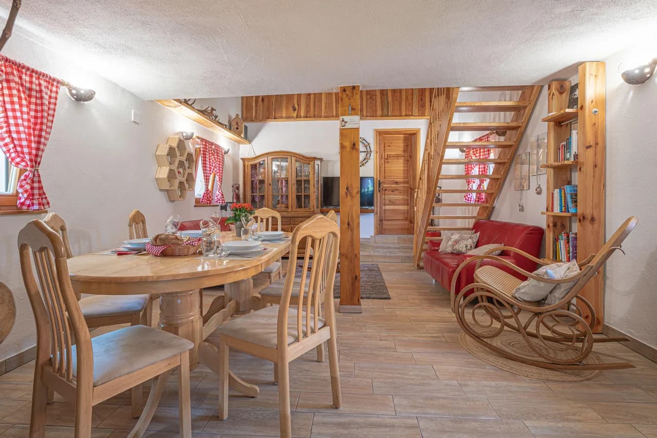Secluded Garden Vacation Home in Mala Nedelja photo 5