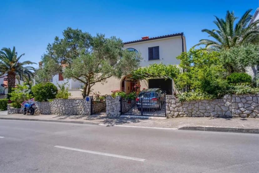 Secret Garden Apartment Mali Lošinj