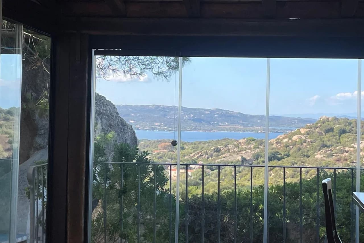 Elegant Villa with Sea View in Arzachena, photo 4