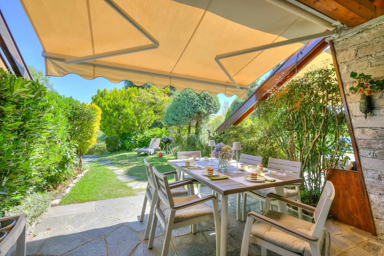 Private Garden Townhome in Gignese, foto 2