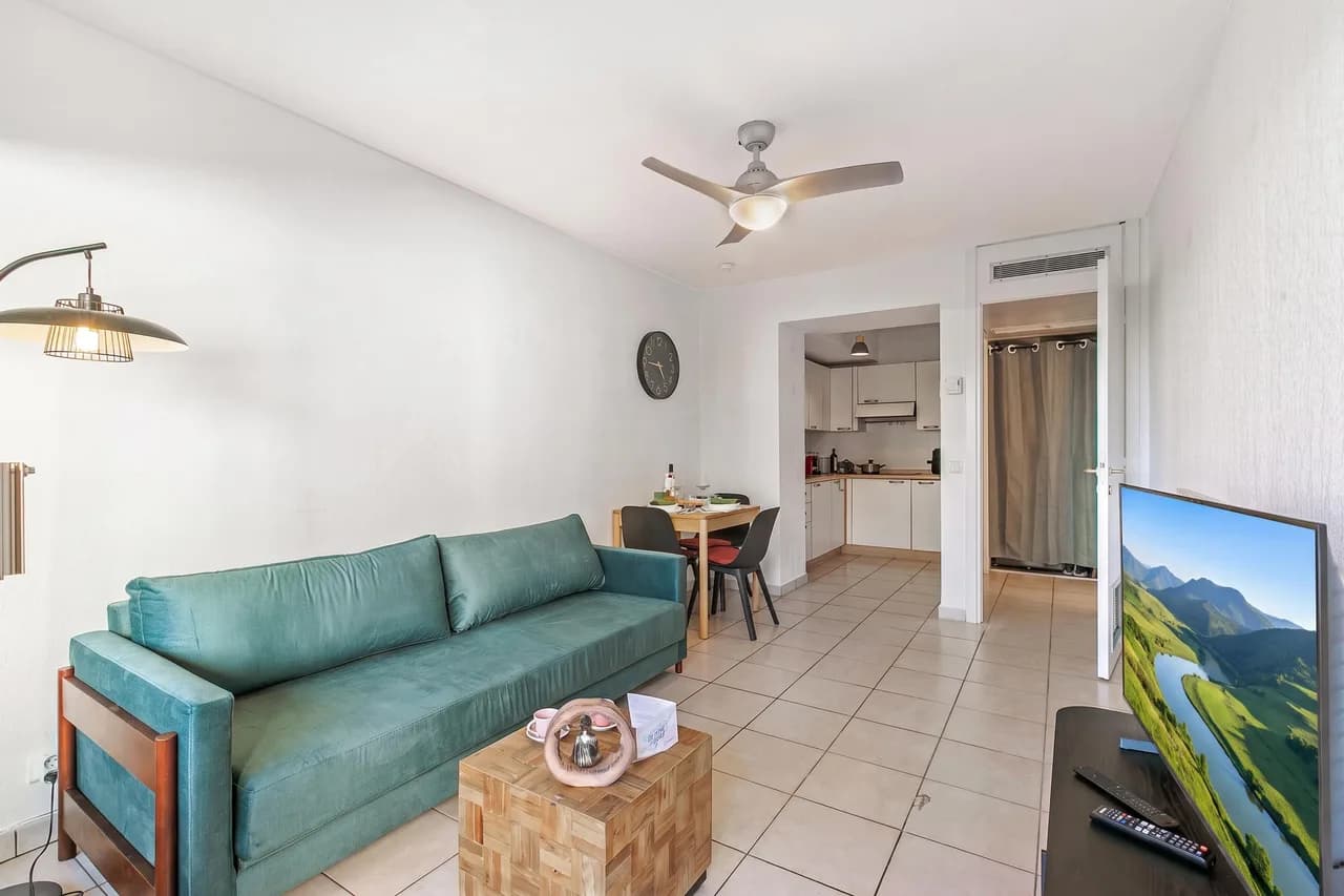 Porte De France - Appartement avec Terrasse, photo 3